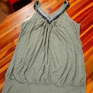 Studio Y, Sleeveless Tunic Top, Medium